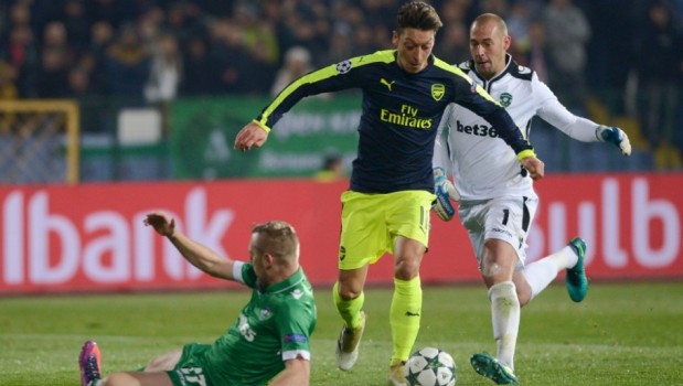 arsenal ludogorets ozil