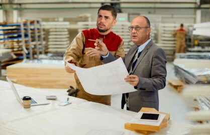 Dan Sucu i-a dus pe jucatorii Rapidului la fabrica de mobila! “Daca la fotbal nu se pricep…”